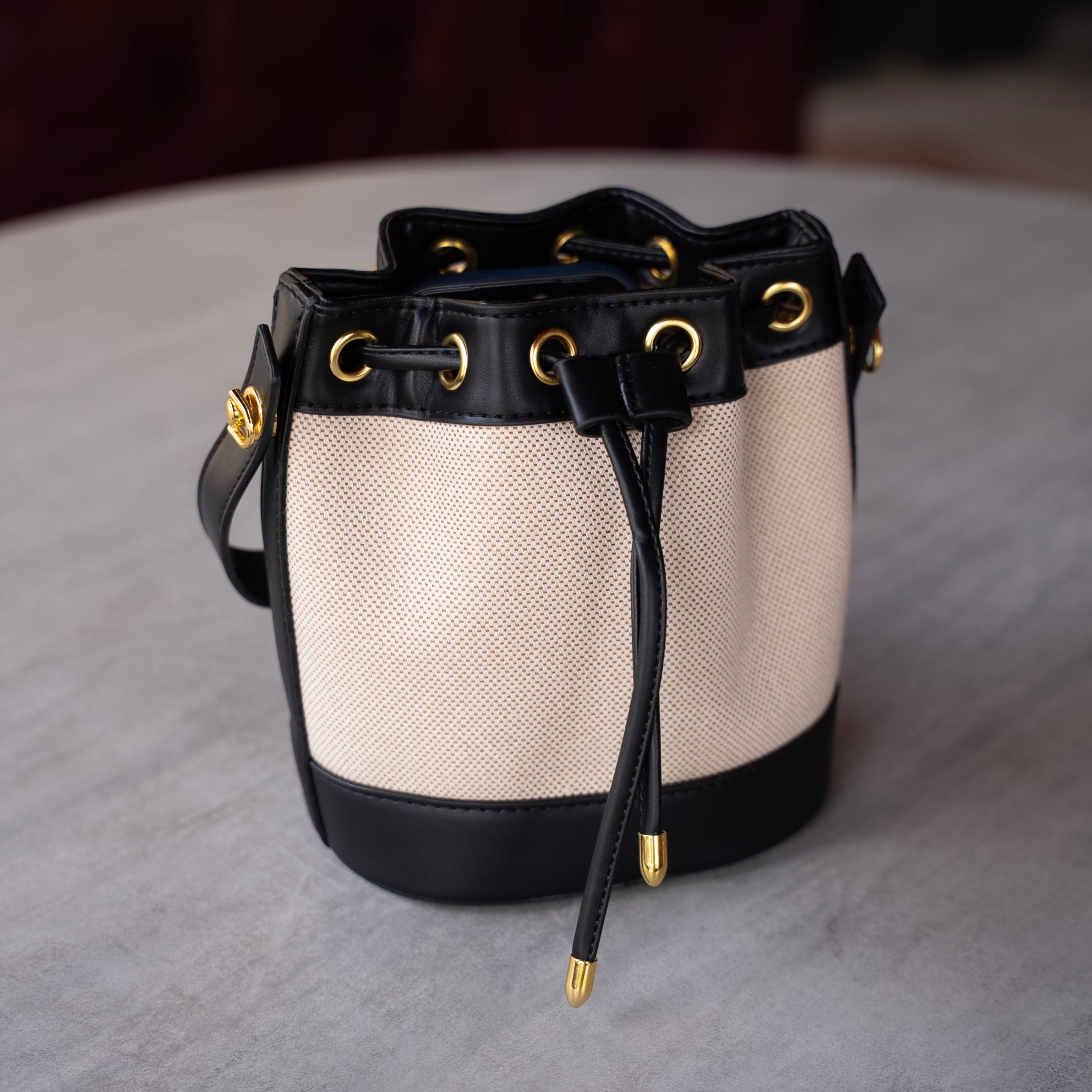 Bolso bucket Noa
