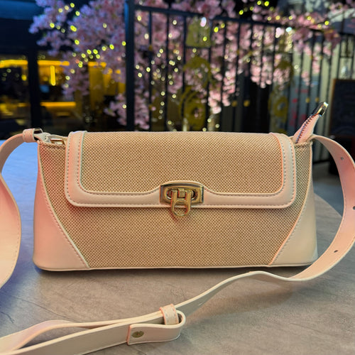 Bolso baguette crema