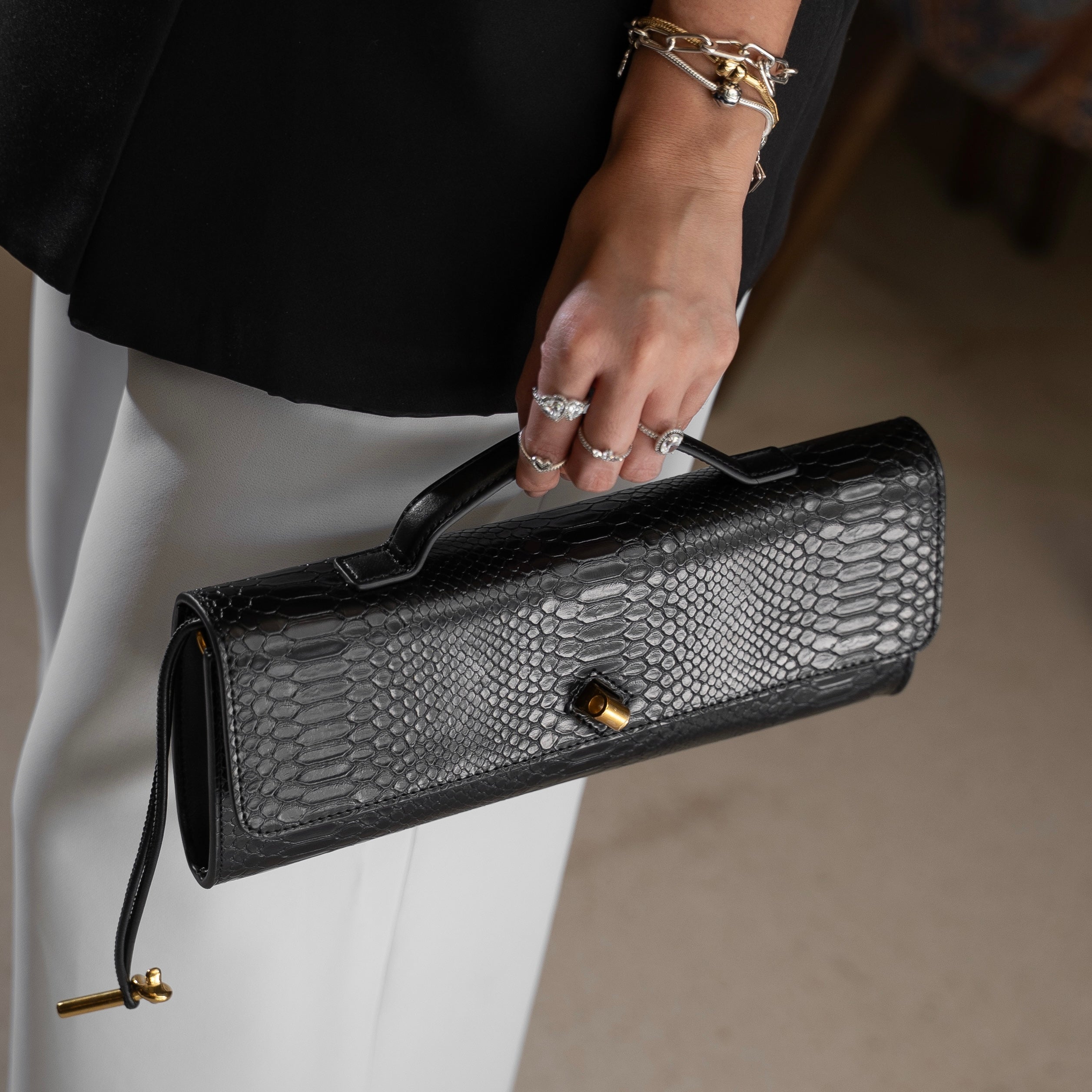 Bolso baguette textura